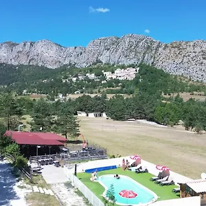 La Pinatelle Saint-Auban (Alpes-Maritimes)